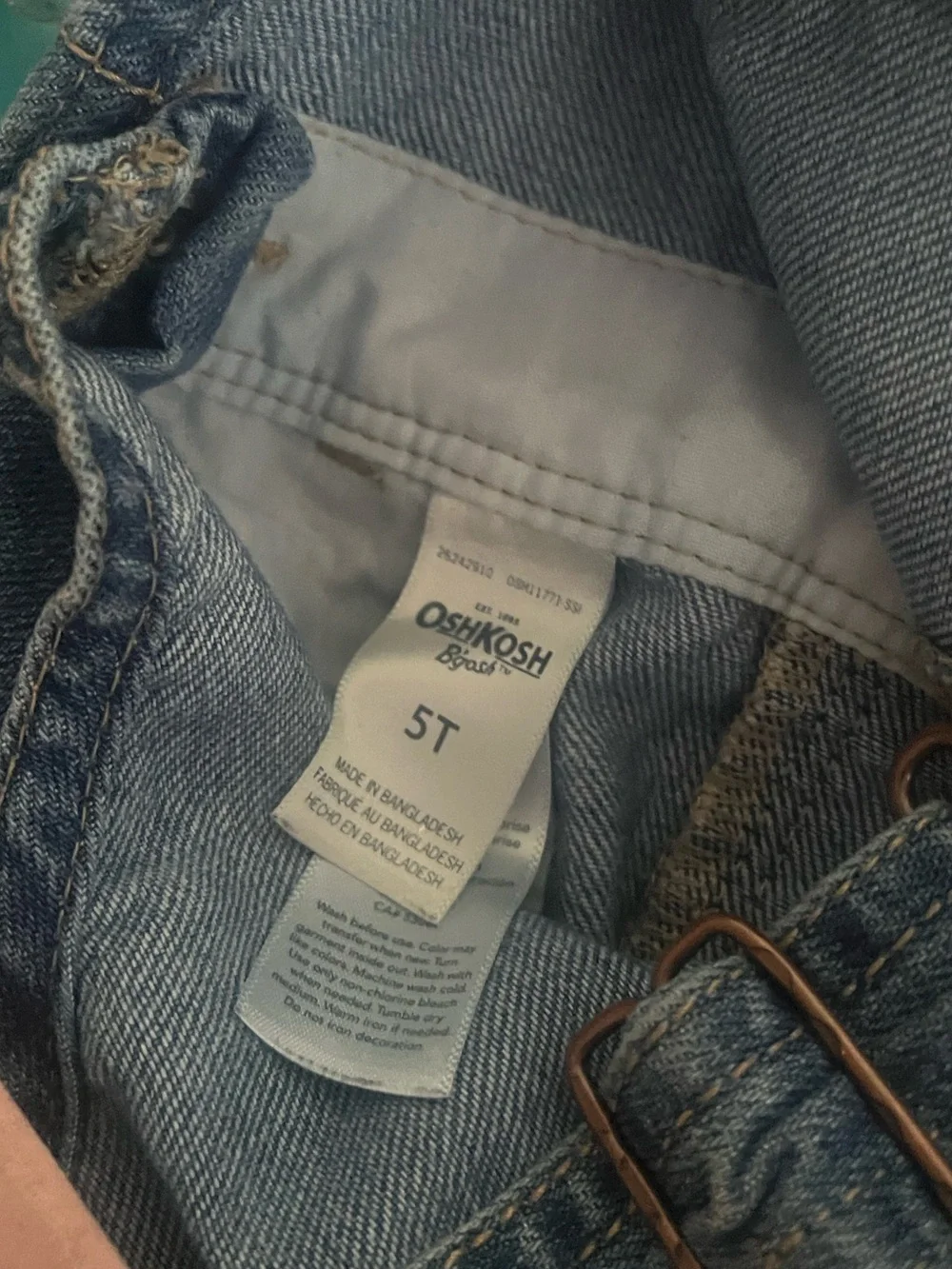 OshKosh B'gosh Blue Denim Overalls with Floral Trim size 5T
